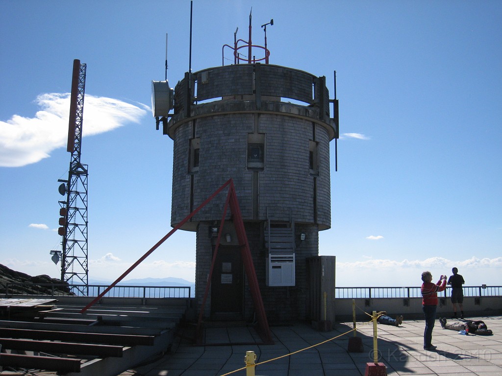 Mt Washington NH 2010 0360.jpg - Mt Washington NH. On May 23 2010 drove the road to the summit. Looked at the views, took some pictures, and drove back down.